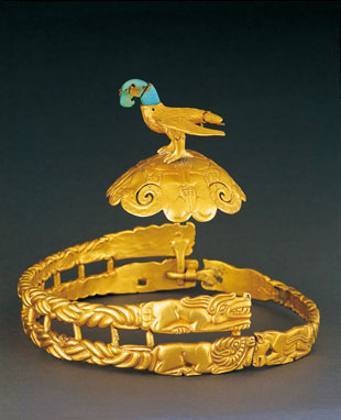 Eagle-Shaped Gold Crown (1st National Treasure), Warring States Period (475-221B.C.), unearthed from Aluchaideng site, Hangjin Banner, Ordos City