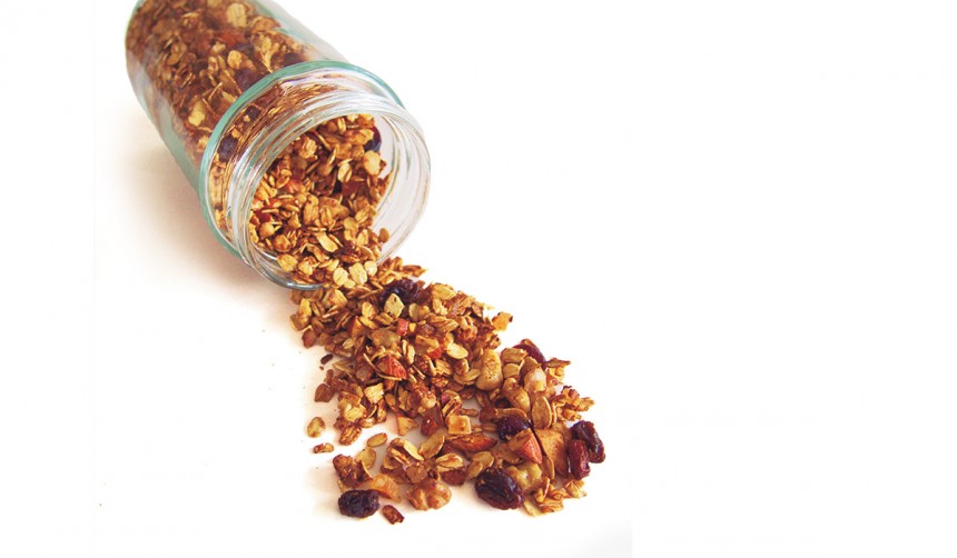 Pan-Roasted Cinnamon Honey Granola