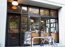 The Workers Coffee / Bar - Metropolis Japan