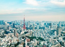 Falling Behind - Metropolis Japan