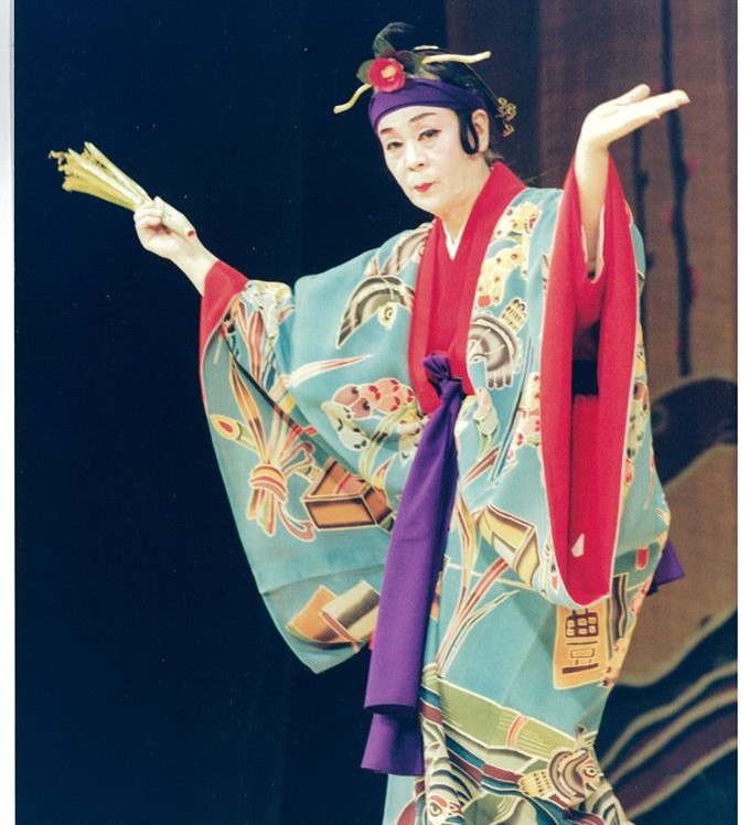 Ryukyuan dance, traditional performance