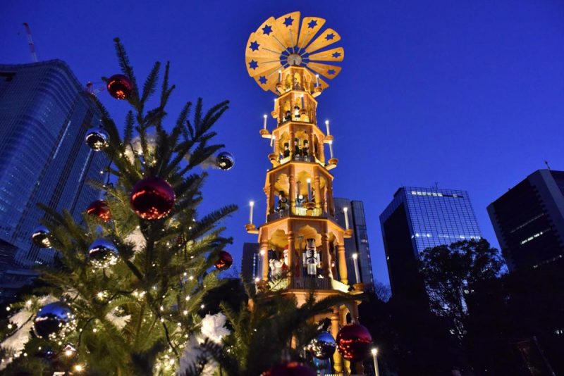 Shiba Park Christmas market to do illumination weekend fun
