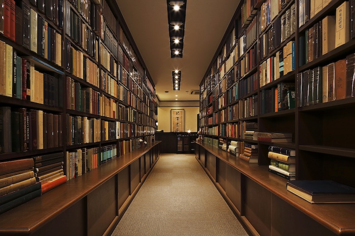 10 lesser-known secondhand bookstores