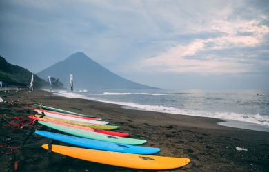 A Guide to the Best Spots to Surf in Japan