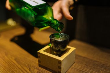 Become a True Sake Sommelier