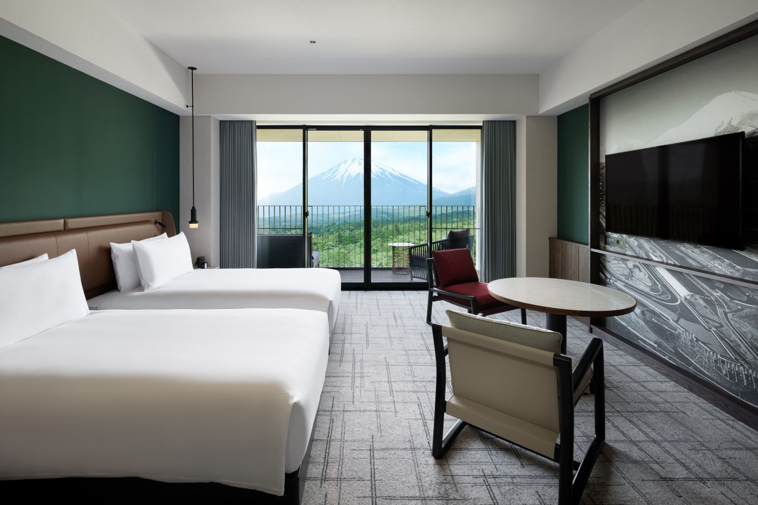 Fuji Speedway Hotel | Travel | Metropolis Japan