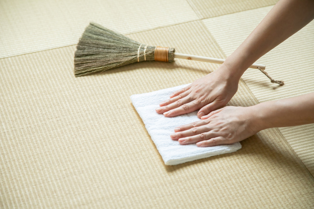 How to clean Japanese tatami mats  