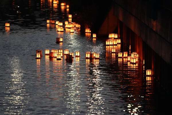 Asakusa Toro Nagashi