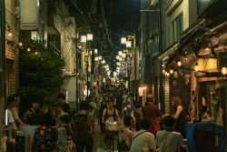 Inside vs. Outside: Japan’s Unwritten Rule of Space - Metropolis Japan