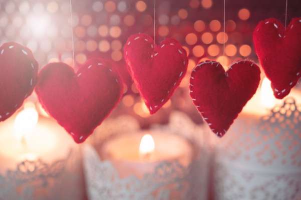 Galentine’s Day Craft Social