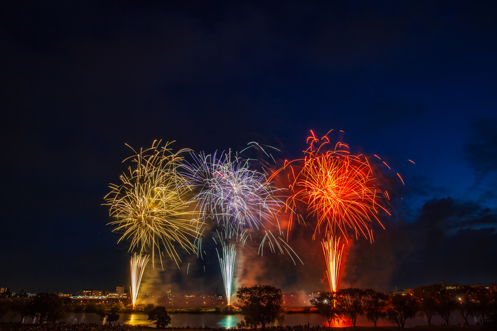Katsushika Fireworks Festival - Metropolis Japan