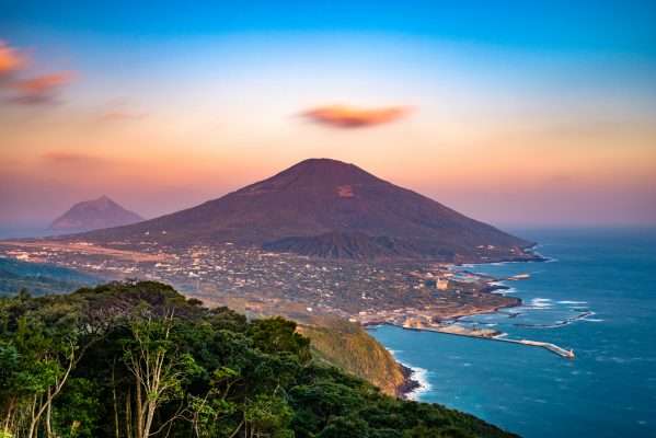 Izu Islands: Tokyo’s Secret Volcanic Archipelago - Metropolis Japan