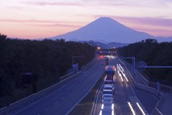 Sleep Now, Summit Later: The New Overnight Bus From Tokyo to Mt. Fuji - Metropolis Japan